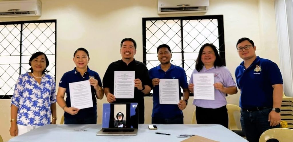 Our Lady of the Pillar Parish and D4EVF Signs MOA For a Free Clinic